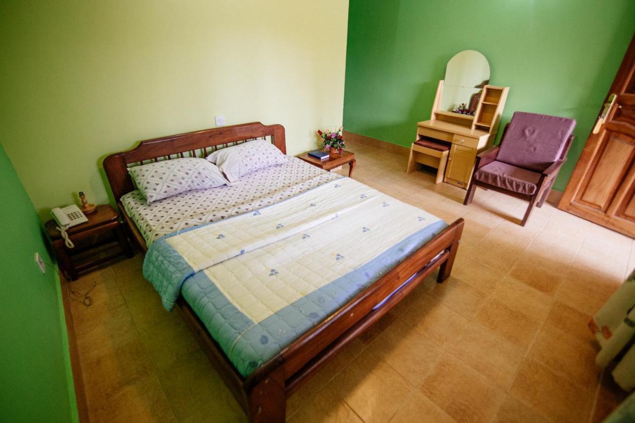 Bunyonyi Overland Resort Kabale Екстер'єр фото