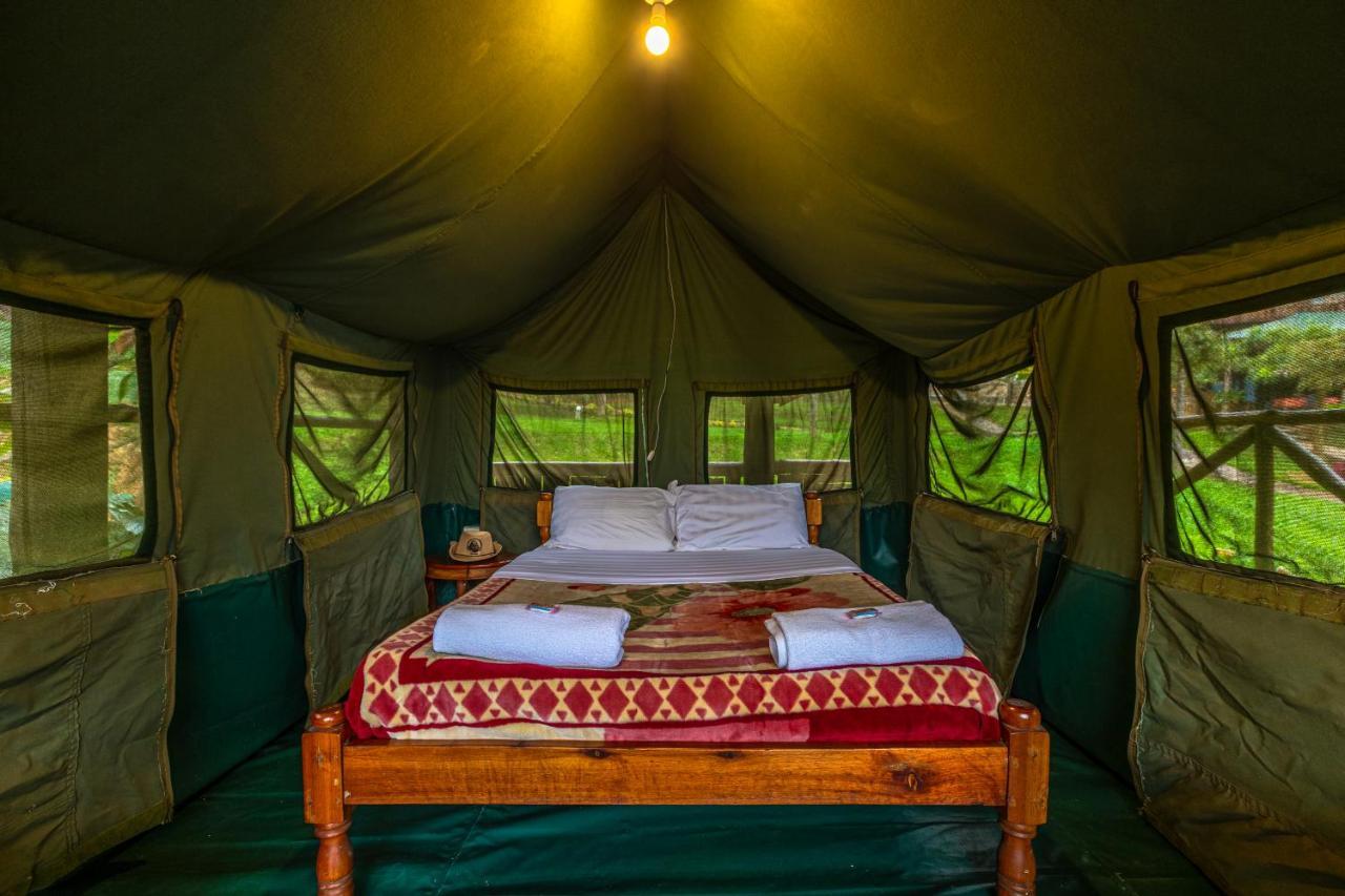 Bunyonyi Overland Resort Kabale Екстер'єр фото